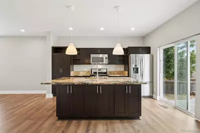 10201 Truckee Way, Commerce City, CO 80022 - Photo 15