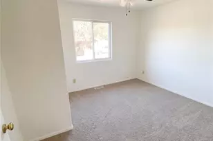 1002 Catalpa St, Pueblo, CO 81001 - Photo 9
