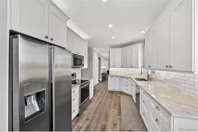 6685 Bright Water Trail, Littleton, CO 80125 - Photo 13