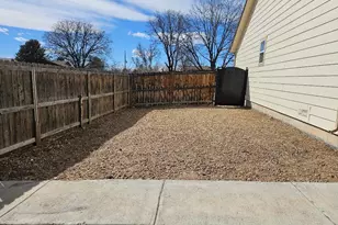 808 Idalia St, Aurora, CO 80011 - Photo 25