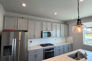 21250 E Princeton Pl, Aurora, CO 80013 - Photo 9