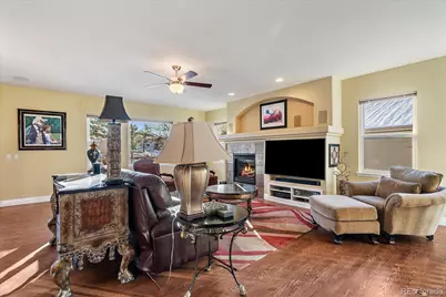 8251 S Quatar Circle, Aurora, CO 80016 - Photo 5
