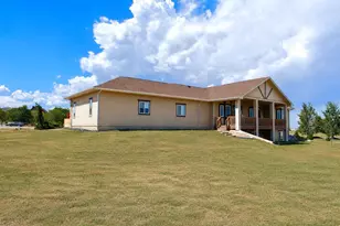 4803 Malibu Dr, Berthoud, CO 80513 - Photo 5
