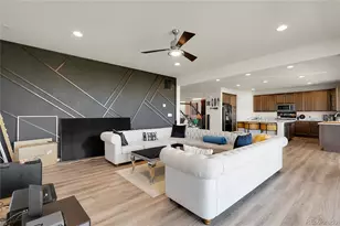 951 N Vandriver Way, Aurora, CO 80018 - Photo 17