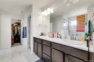 951 N Vandriver Way, Aurora, CO 80018 - Photo 21