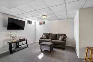 2020 Colorado Blvd, Denver, CO 80207 - Photo 17