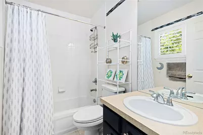 6521 S Walden Way, Aurora, CO 80016 - Photo 33