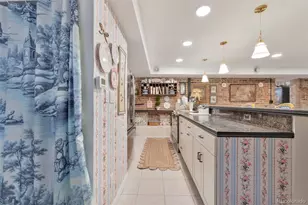 1210 E Colfax Ave, Denver, CO 80218 - Photo 13