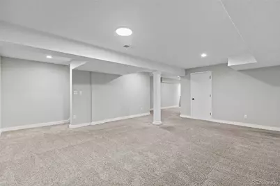 2318 S Troy Street, Aurora, CO 80014 - Photo 23