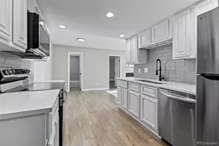 2318 S Troy St, Aurora, CO 80014 - Photo 7