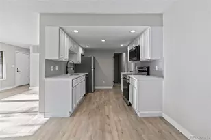 2318 S Troy St, Aurora, CO 80014 - Photo 5