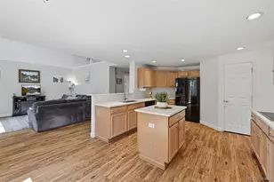 13927 Hudson Way, Thornton, CO 80602 - Photo 9