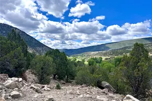 5621 Sweetwater Rd, Gypsum, CO 81637 - Photo 1