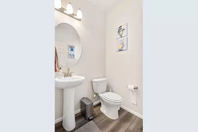 9248 Salida, Commerce City, CO 80022 - Photo 5