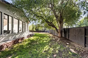 12438 W 70th Pl, Arvada, CO 80004 - Photo 37