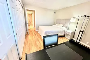 2 Adams St, Denver, CO 80206 - Photo 21