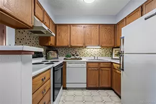 209 Wright St, Lakewood, CO 80228 - Photo 11