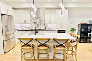 6058 Beeler Ct, Denver, CO 80238 - Photo 9