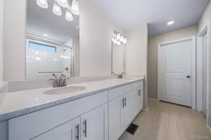 22382 E 38th Pl, Aurora, CO 80019 - Photo 25