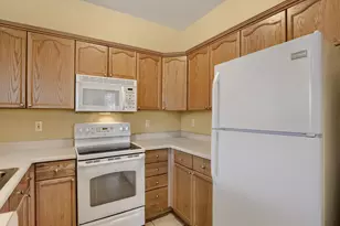 4045 S Crystal Cir, Aurora, CO 80014 - Photo 9