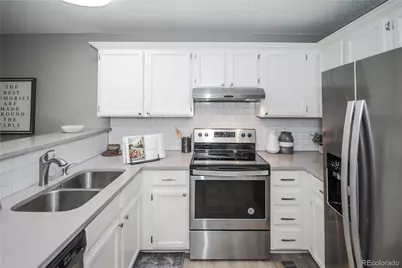 18131 E Arizona Avenue #F, Aurora, CO 80017 - Photo 9
