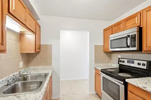 16492 E 13th Pl, Aurora, CO 80011 - Photo 31