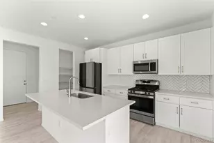 24281 E 40th Ave, Aurora, CO 80019 - Photo 13