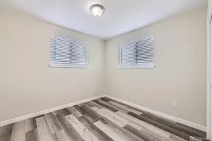 2545 Kenton St, Aurora, CO 80010 - Photo 9