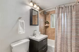 3395 N Oneida St, Denver, CO 80207 - Photo 9