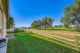 429 S Soaring Eagle Dr, Pueblo, CO 81007 - Photo 11