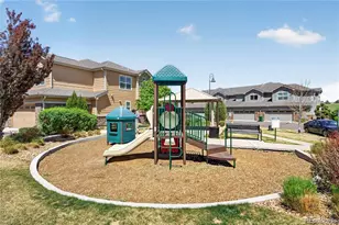1756 S Buchanan Cir, Aurora, CO 80018 - Photo 21