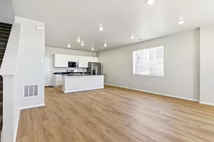 740 N Rome St, Aurora, CO 80018 - Photo 9