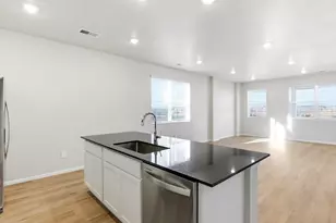 740 N Rome St, Aurora, CO 80018 - Photo 7