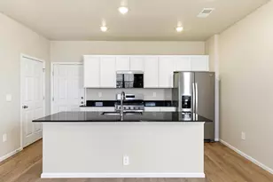 740 N Rome St, Aurora, CO 80018 - Photo 3