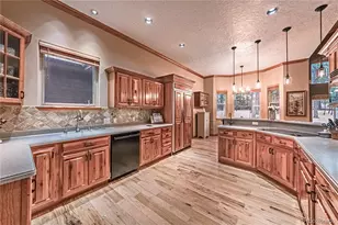 1210 Kenosha Dr, Larkspur, CO 80118 - Photo 11