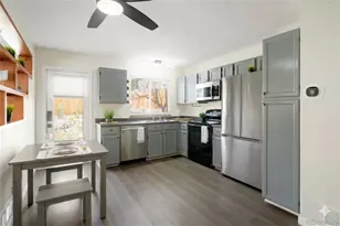 581 Longfellow Ln, Highlands Ranch, CO 80126 - Photo 9