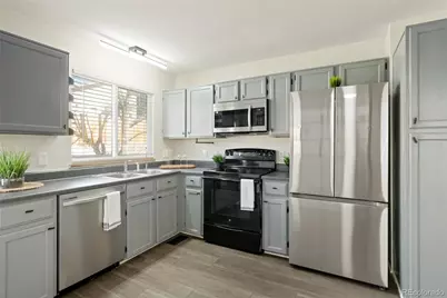 581 Longfellow Lane, Highlands Ranch, CO 80126 - Photo 11