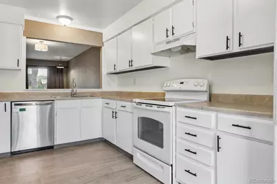 1295 S Dillon Way, Aurora, CO 80012 - Photo 7