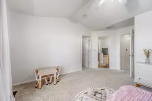 588 S Mobile Pl, Aurora, CO 80017 - Photo 13