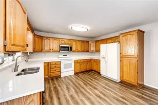 8905 S Brentwood St, Littleton, CO 80128 - Photo 13