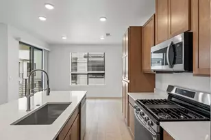 2060 S Holly St, Denver, CO 80222 - Photo 7