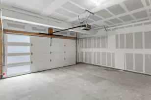 2060 S Holly St, Denver, CO 80222 - Photo 27