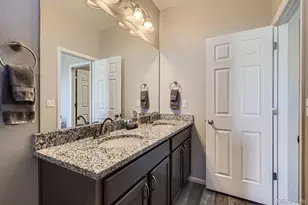 623 S Pitkin Ct, Aurora, CO 80017 - Photo 19