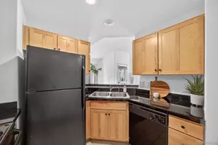 8737 E Dry Creek Rd, Englewood, CO 80112 - Photo 19