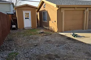 633 S Stuart St, Denver, CO 80219 - Photo 23