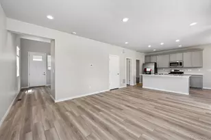 9136 Rifle St, Commerce City, CO 80022 - Photo 5