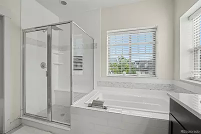 9045 E Prairie Meadow Drive, Denver, CO 80238 - Photo 15