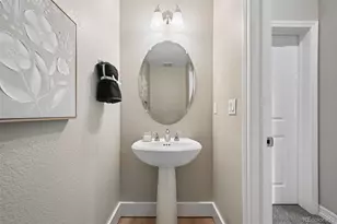 1654 Fillmore St, Denver, CO 80206 - Photo 15
