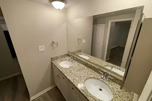 1304 S Parker Rd, Denver, CO 80231 - Photo 15