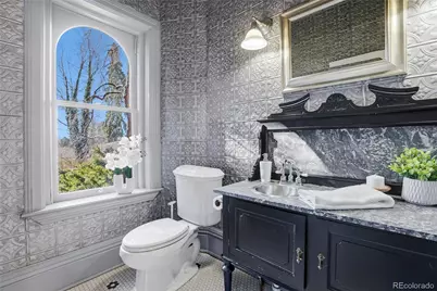 685 N Emerson Street, Denver, CO 80218 - Photo 23